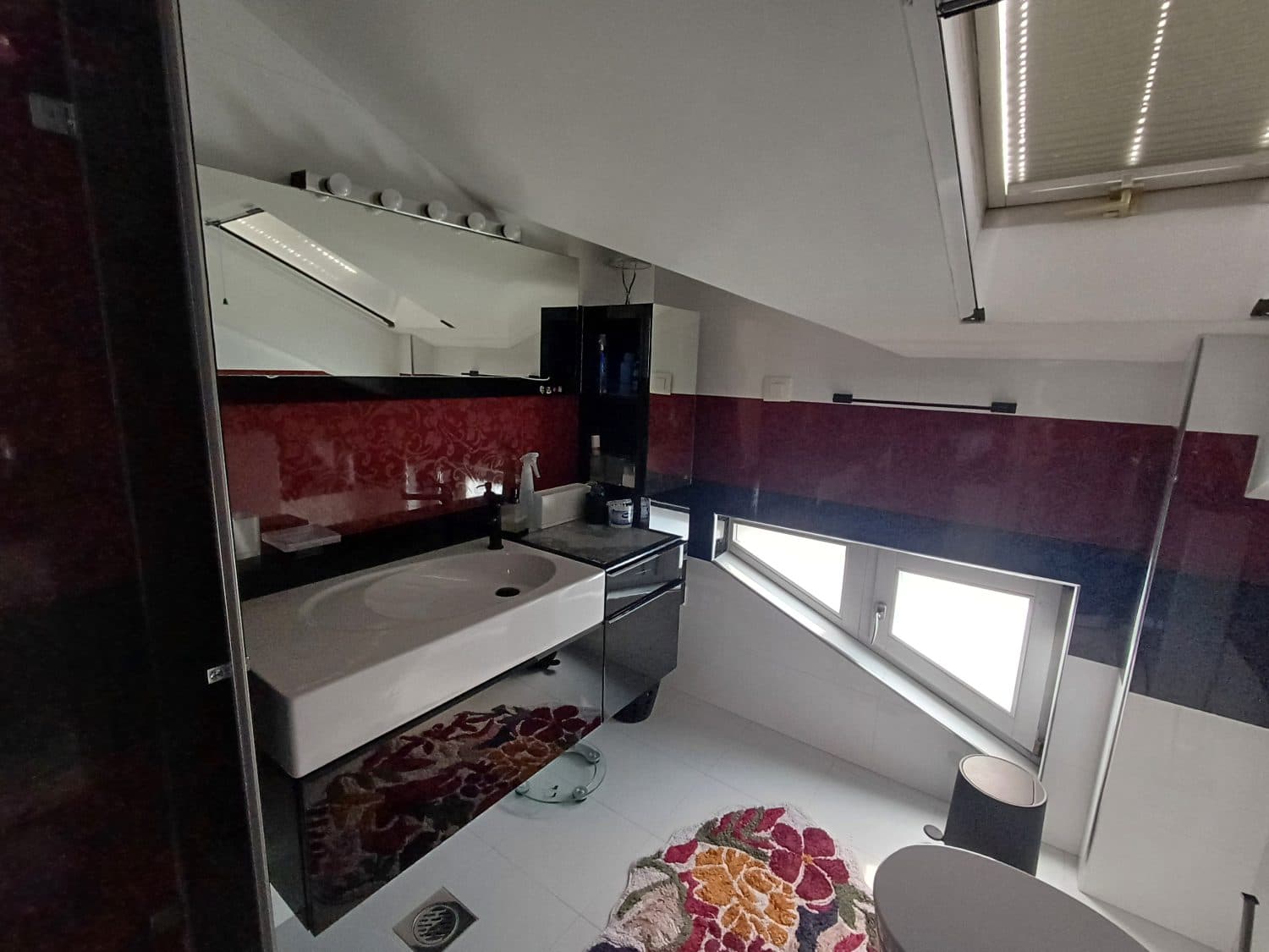 Modern house 250m2 on Vodno - For Rent - Vodno - Image 15