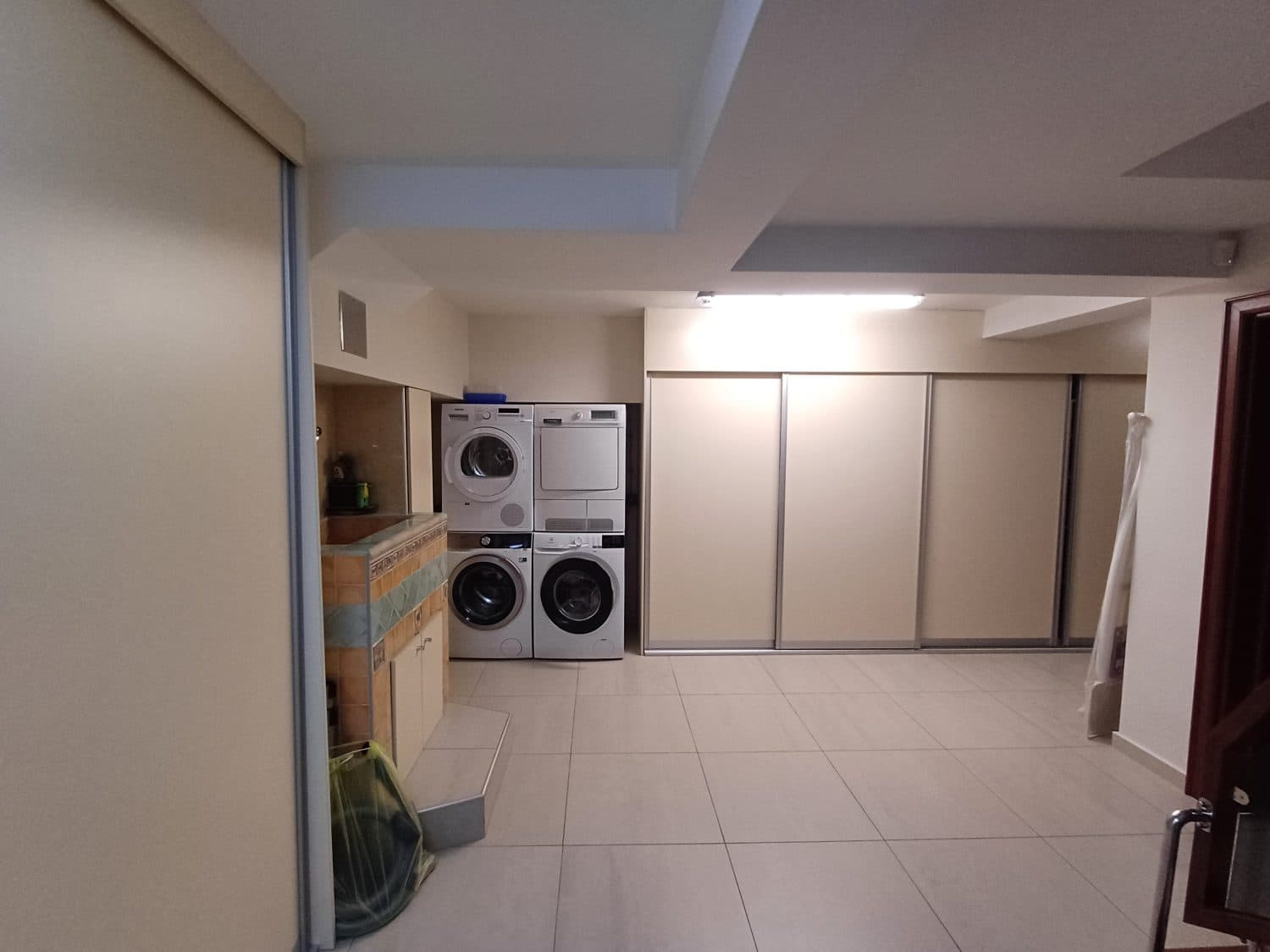 Modern house 250m2 on Vodno - For Rent - Vodno - Image 19