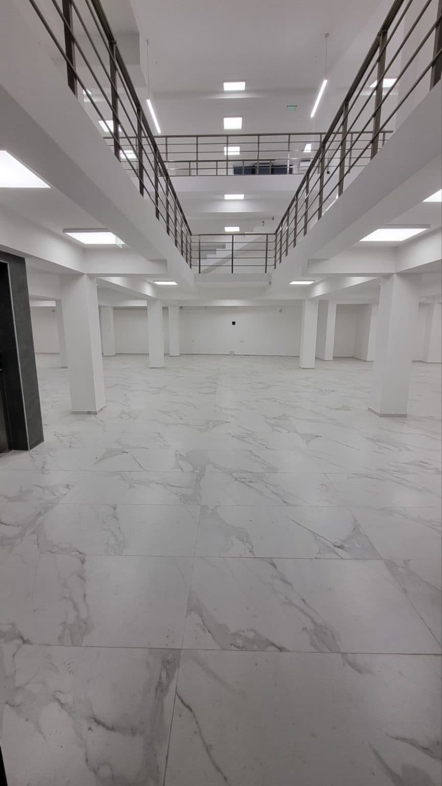 Деловен простор 613м2 во Битола - За Изнајмување - Битола - Слика 2