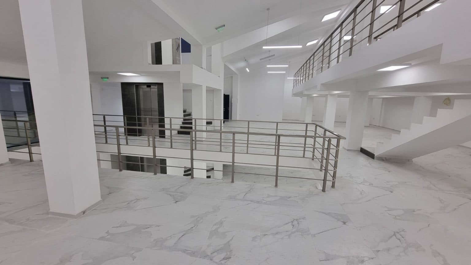 Деловен простор 613м2 во Битола - За Изнајмување - Битола - Слика 6