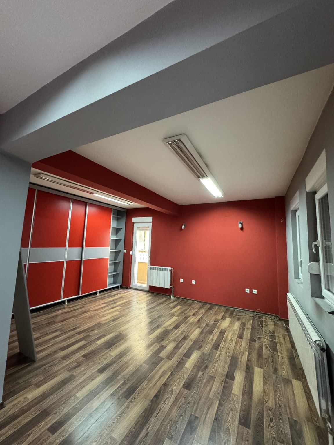 Деловен простор 720м2 во Битола - За Изнајмување - Битола - Слика 3