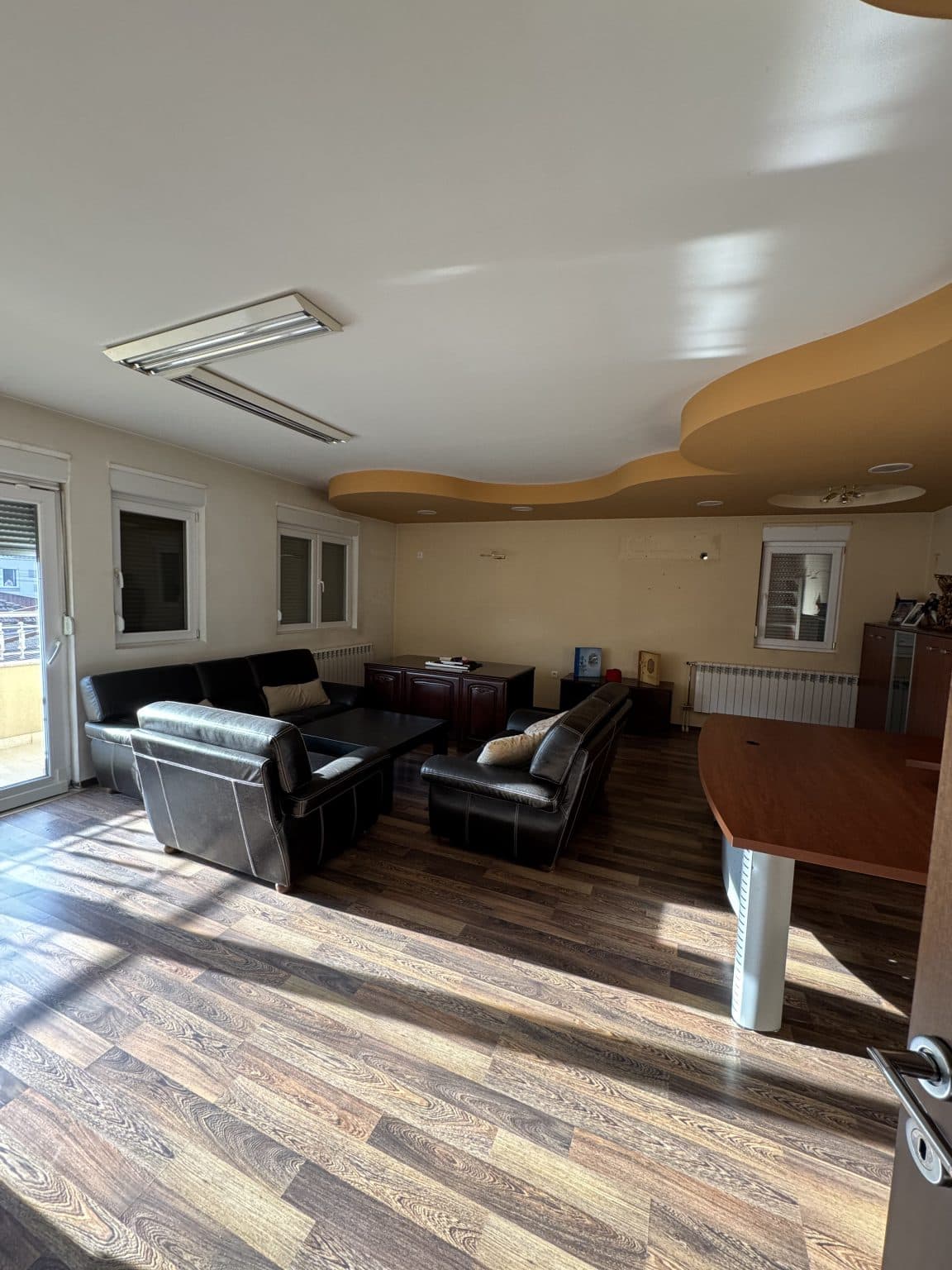 Деловен простор 720м2 во Битола - За Изнајмување - Битола - Слика 8