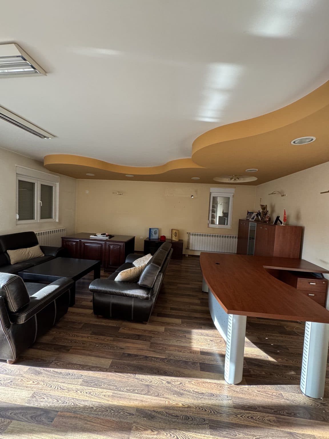 Деловен простор 720м2 во Битола - За Изнајмување - Битола - Слика 10