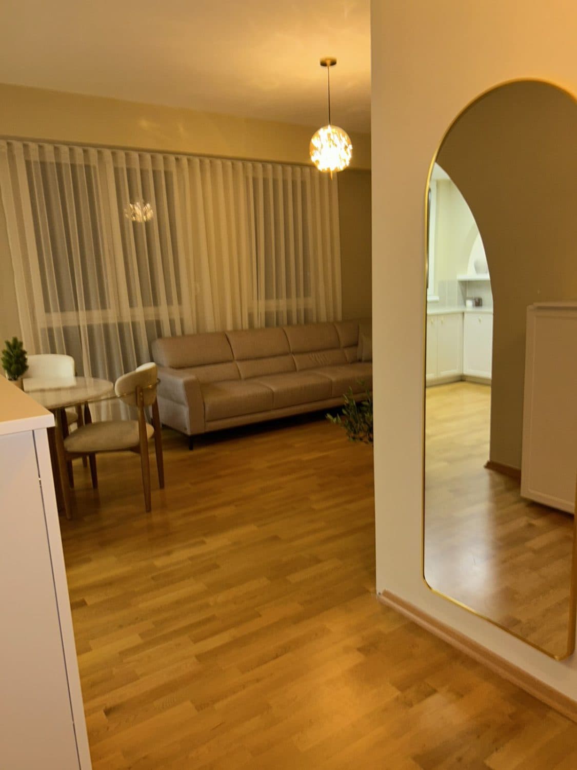 Комплетно опремен стан 73m2 во East Gate - За Изнајмување - Гази Баба - Слика 8