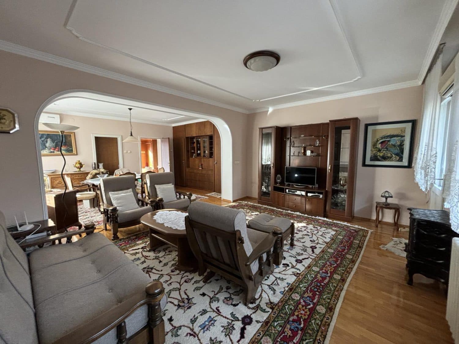 House 220м² in a peaceful location in Crniche - За Продажба - Црниче - Слика 2