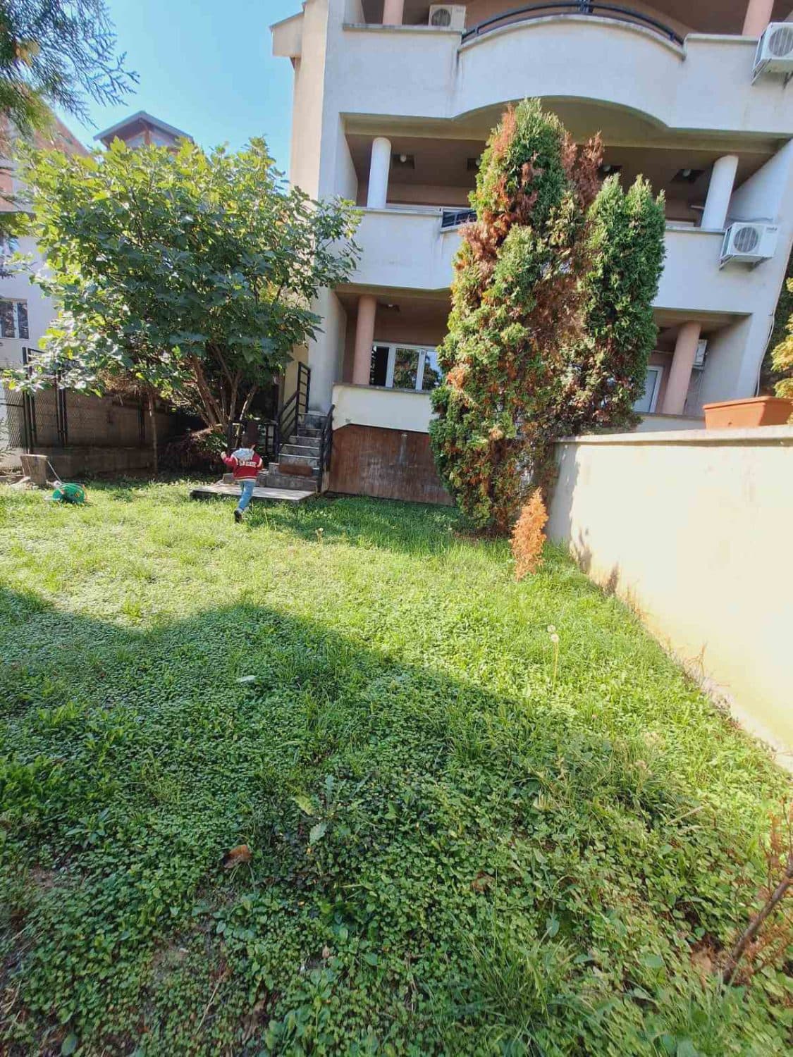 House 250m2 with green yard in Crniche - For Rent - Crniche - Image 4