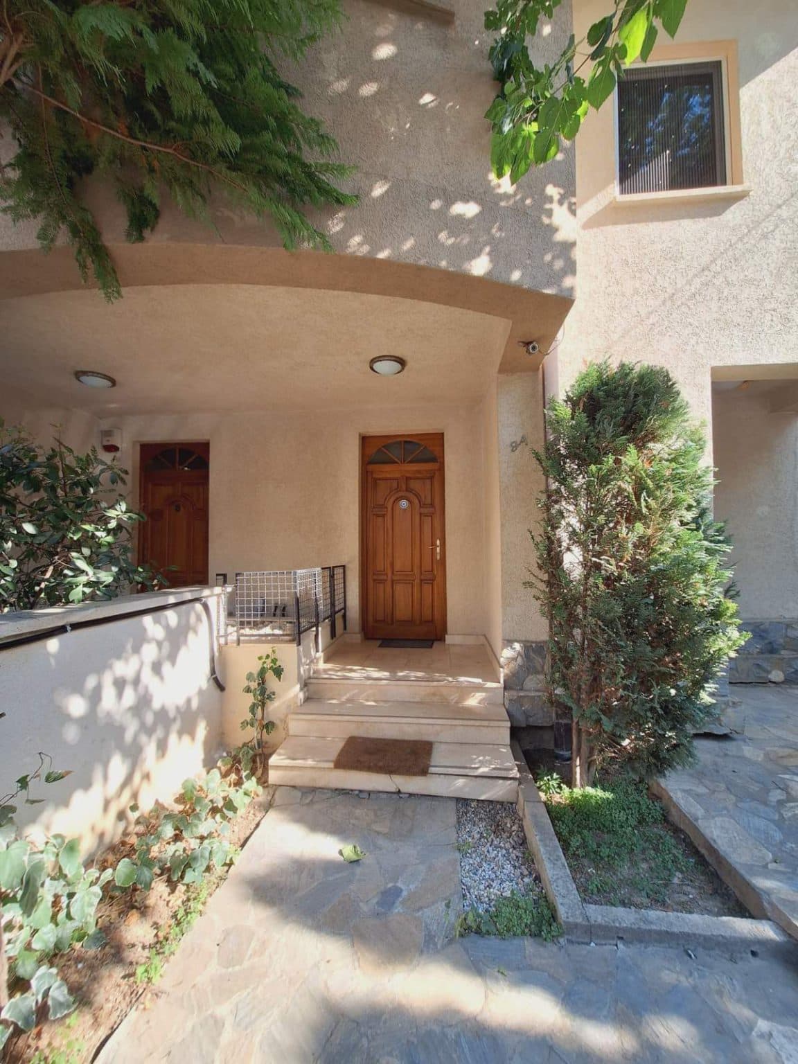 House 250m2 with green yard in Crniche - For Rent - Crniche - Image 6