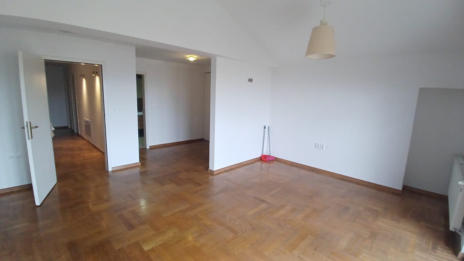 House 250m2 with green yard in Crniche - For Rent - Crniche - Image 8