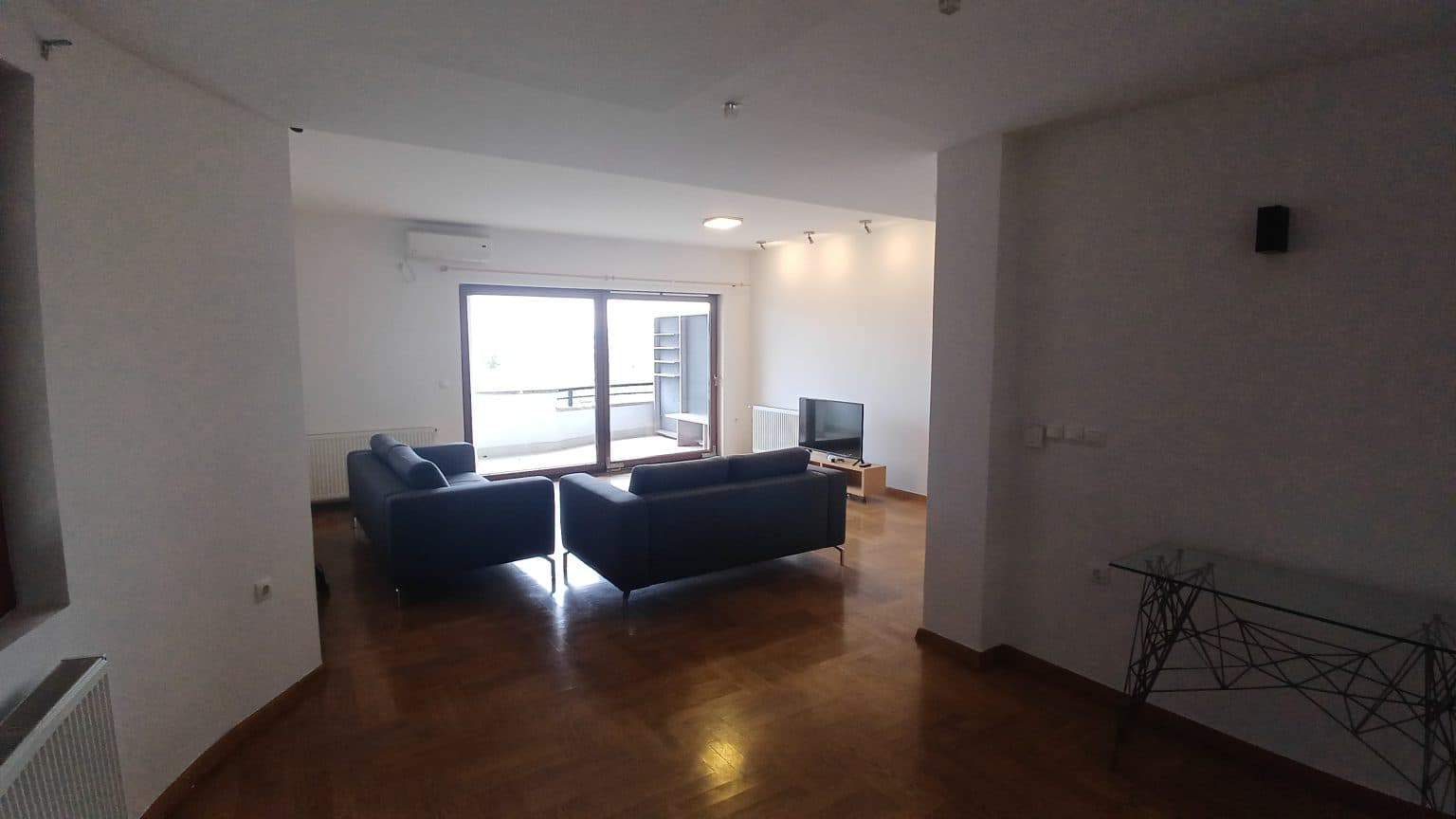 House 250m2 with green yard in Crniche - 2