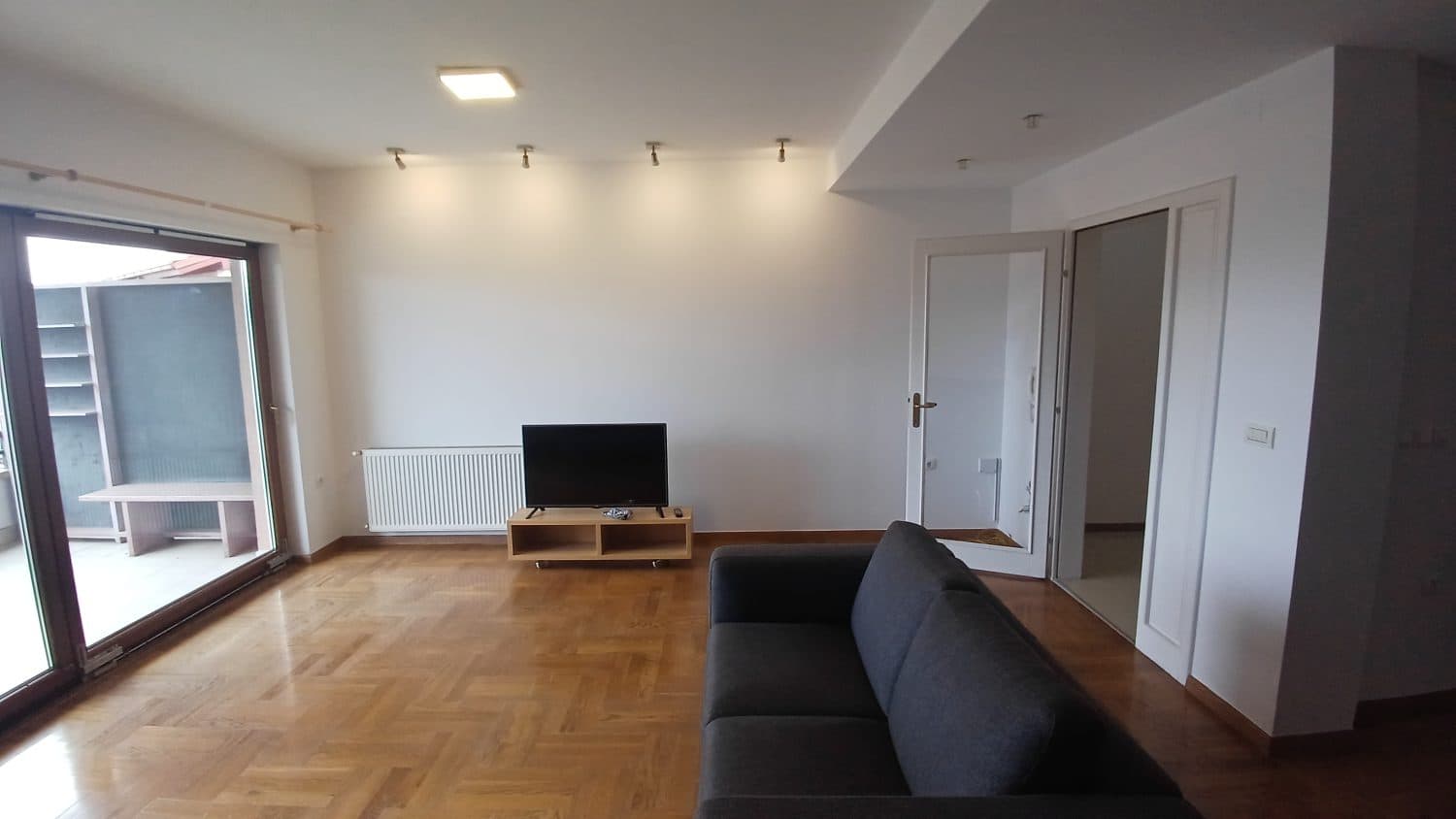 House 250m2 with green yard in Crniche - For Rent - Crniche - Image 13