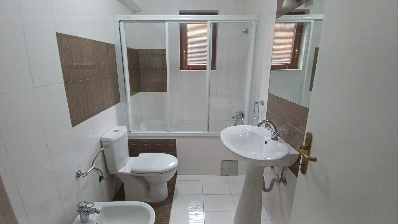 House 250m2 with green yard in Crniche - For Rent - Crniche - Image 14