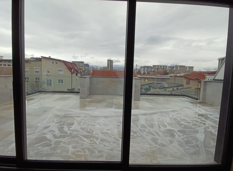 Се изнајмува нова куќа 400м2 во Тафталиџе - За Изнајмување - Карпош - Слика 6