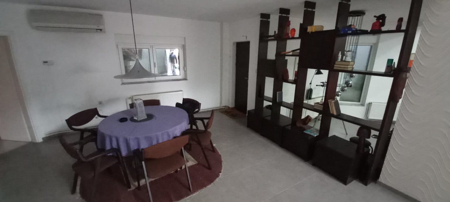 Spacious house 300m2 with garden in Vizbegovo - For Sale - Karposh - Image 13