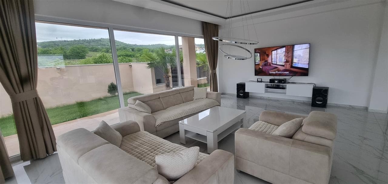 Се продава модерна куќа во Пинтија - За Продажба - Кисела Вода - Слика 2