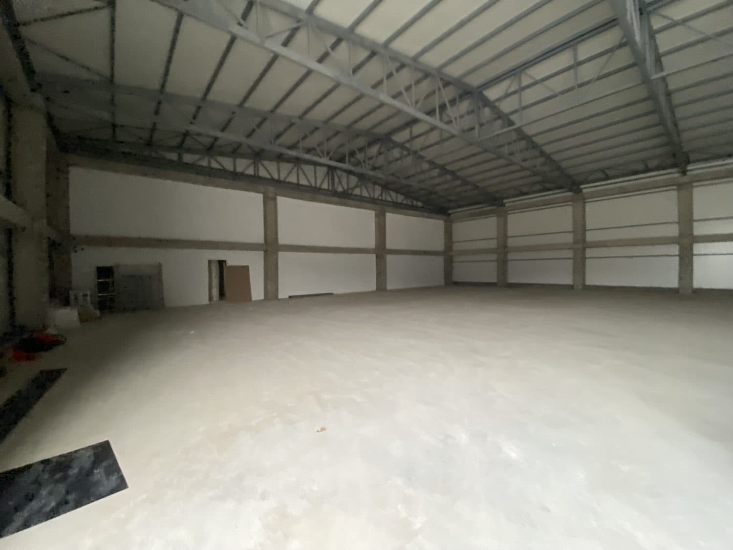 Индустриски објект 2500м2 - За Изнајмување - Ѓорче Петров - Слика 4