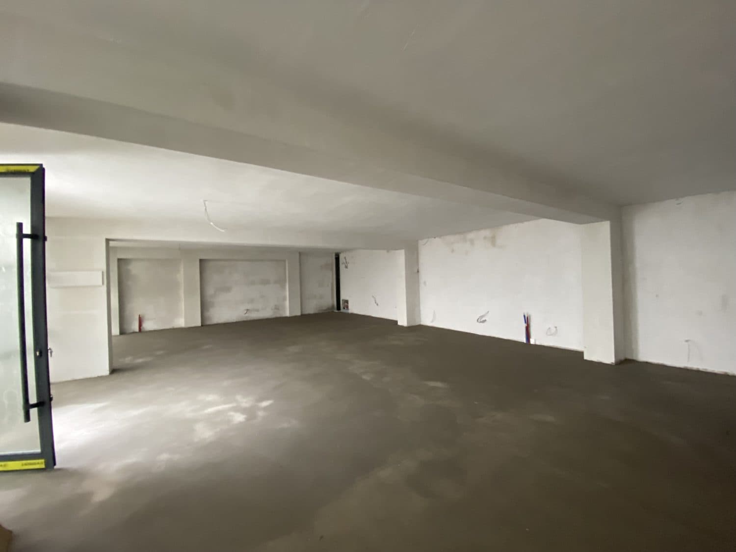 Индустриски објект 2500м2 - За Изнајмување - Ѓорче Петров - Слика 7