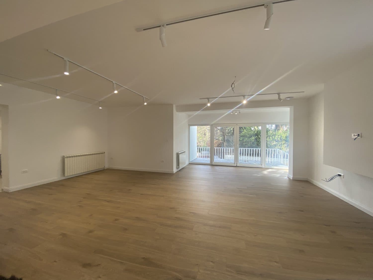 Exclusive new house 300m2 on Vodno - For Rent - Vodno - Image 5