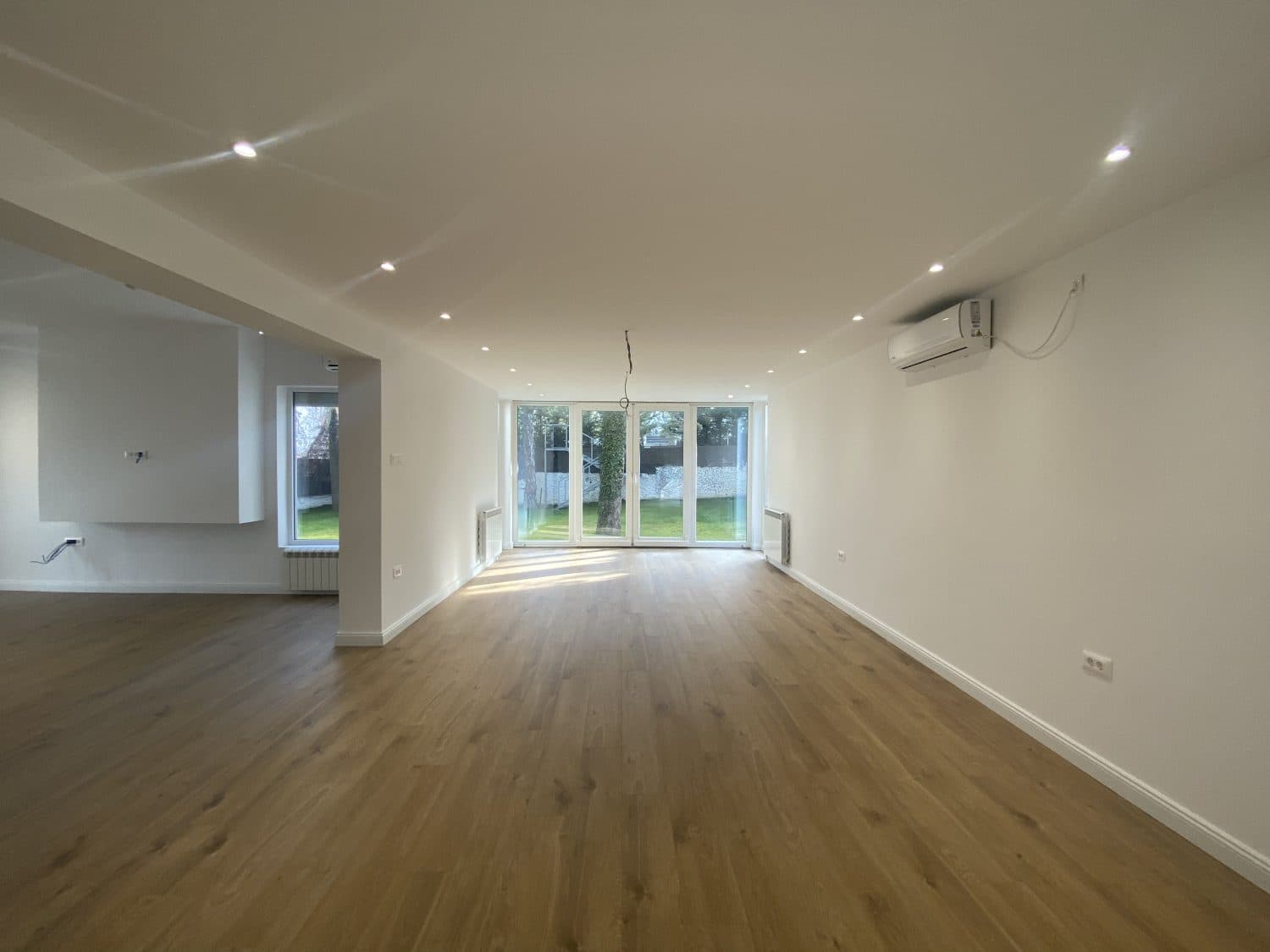 Exclusive new house 300m2 on Vodno - For Rent - Vodno - Image 6