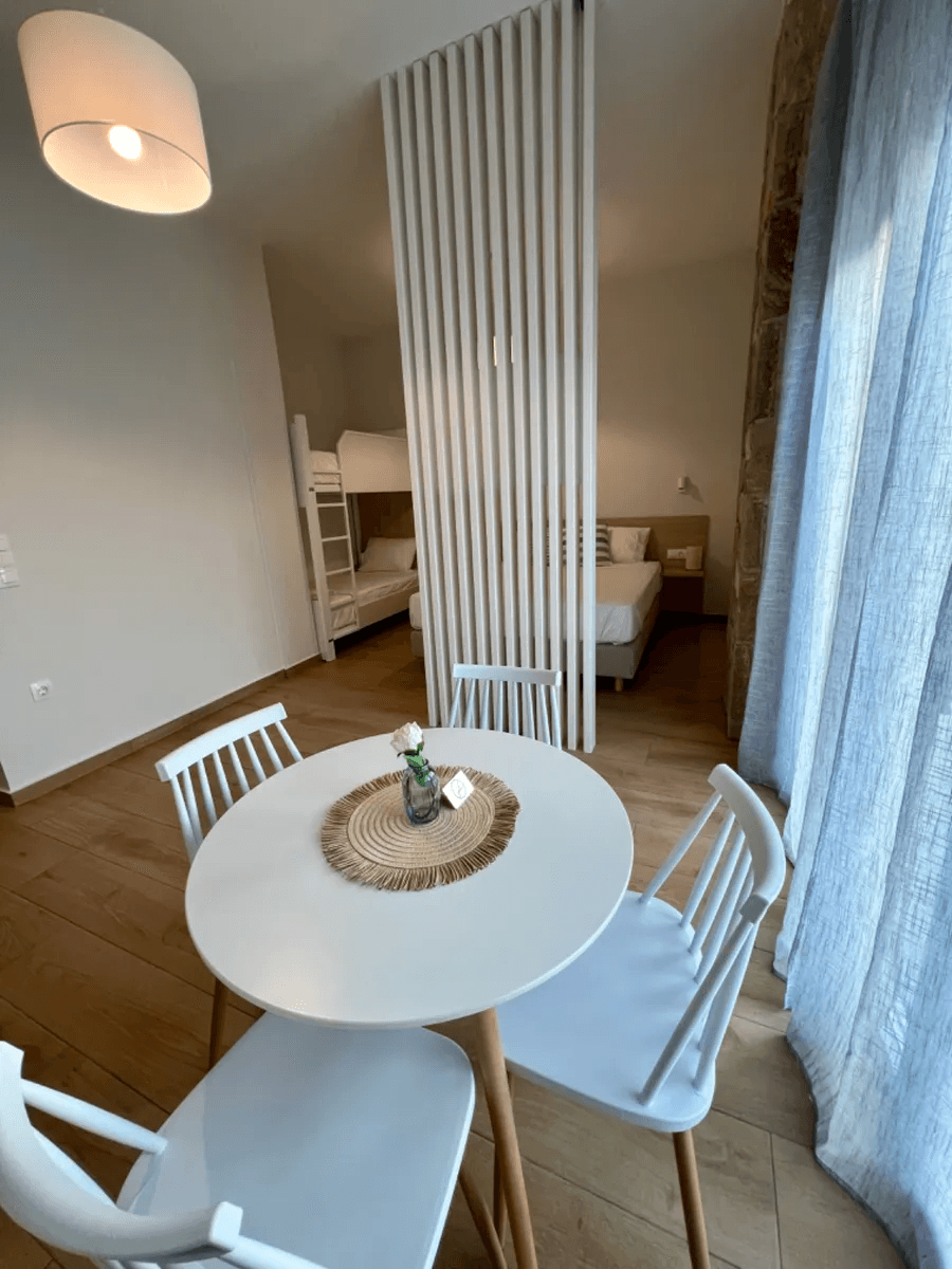 Unique complex 200m2 in Siviri - 2