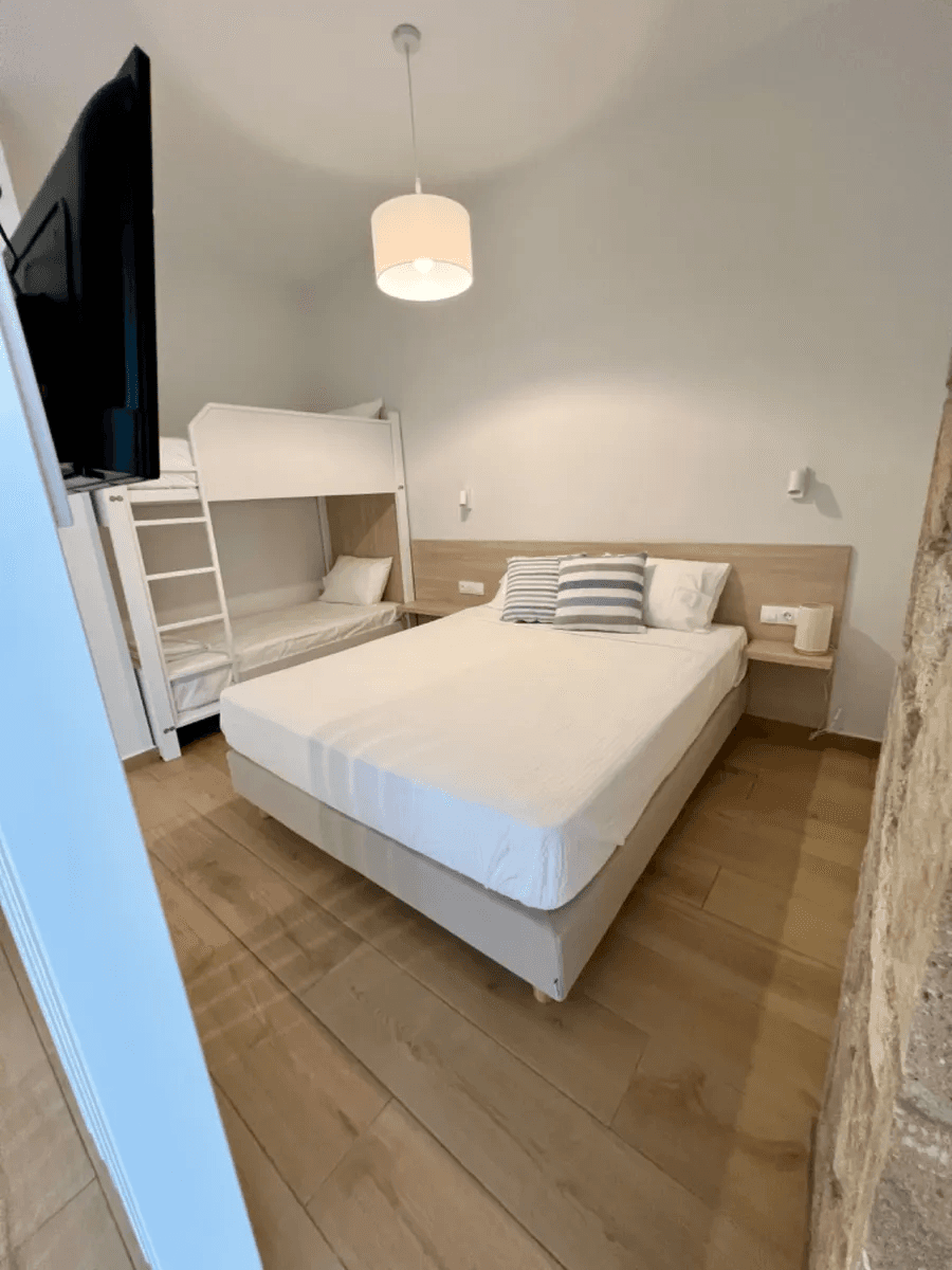 Unique complex 200m2 in Siviri - For Sale - Greece - Image 6