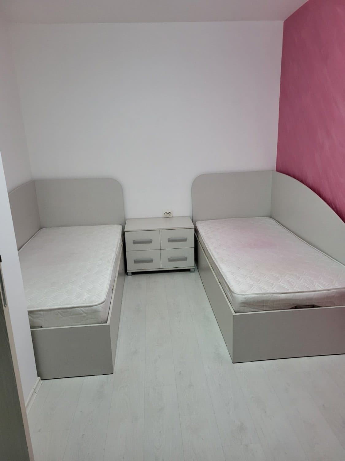 Spacious apartment 90m2 in Avtokomanda - For Rent - Gazi Baba - Image 6