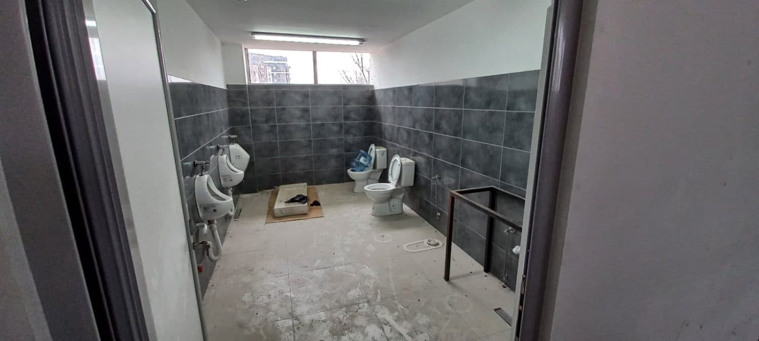 Warehouse 2900m2 with office building in Vizbegovo - За Изнајмување - Карпош - Image 12