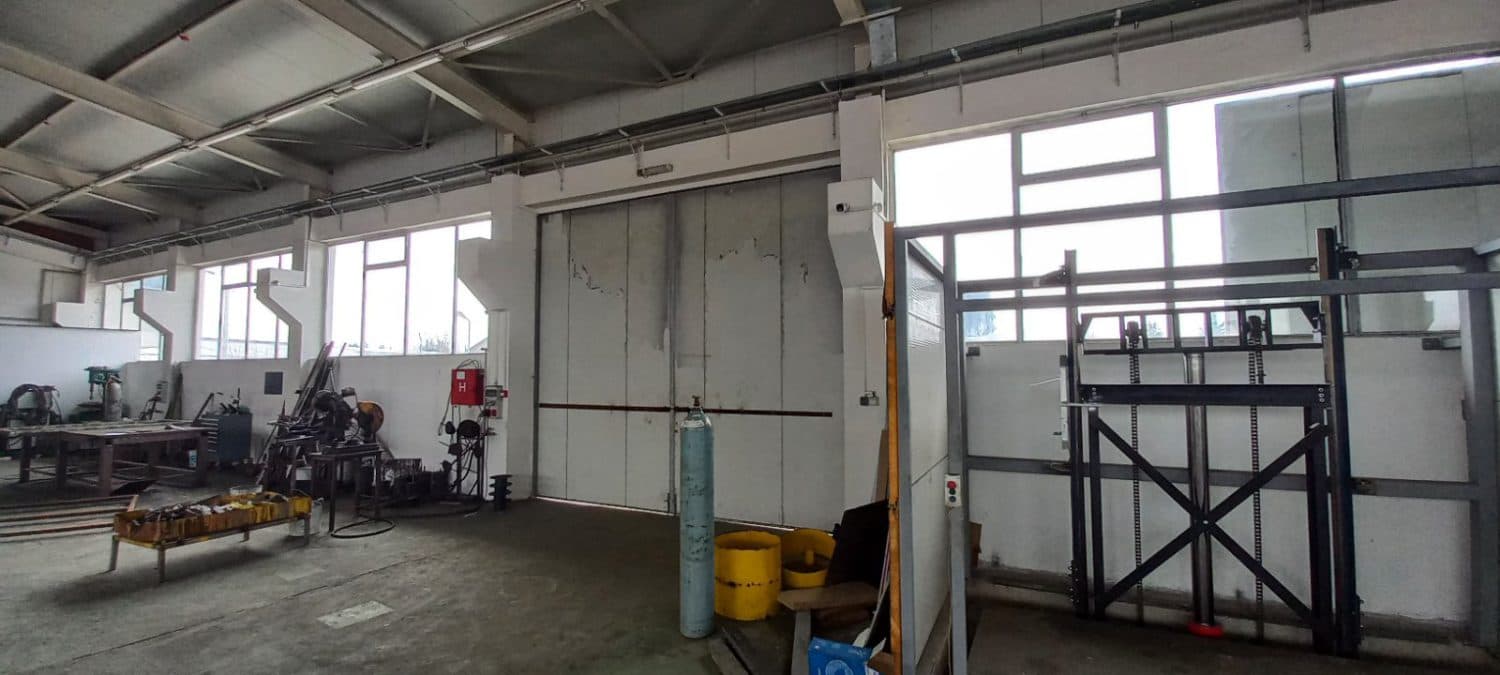 Warehouse 2900m2 with office building in Vizbegovo - За Изнајмување - Карпош - Image 13