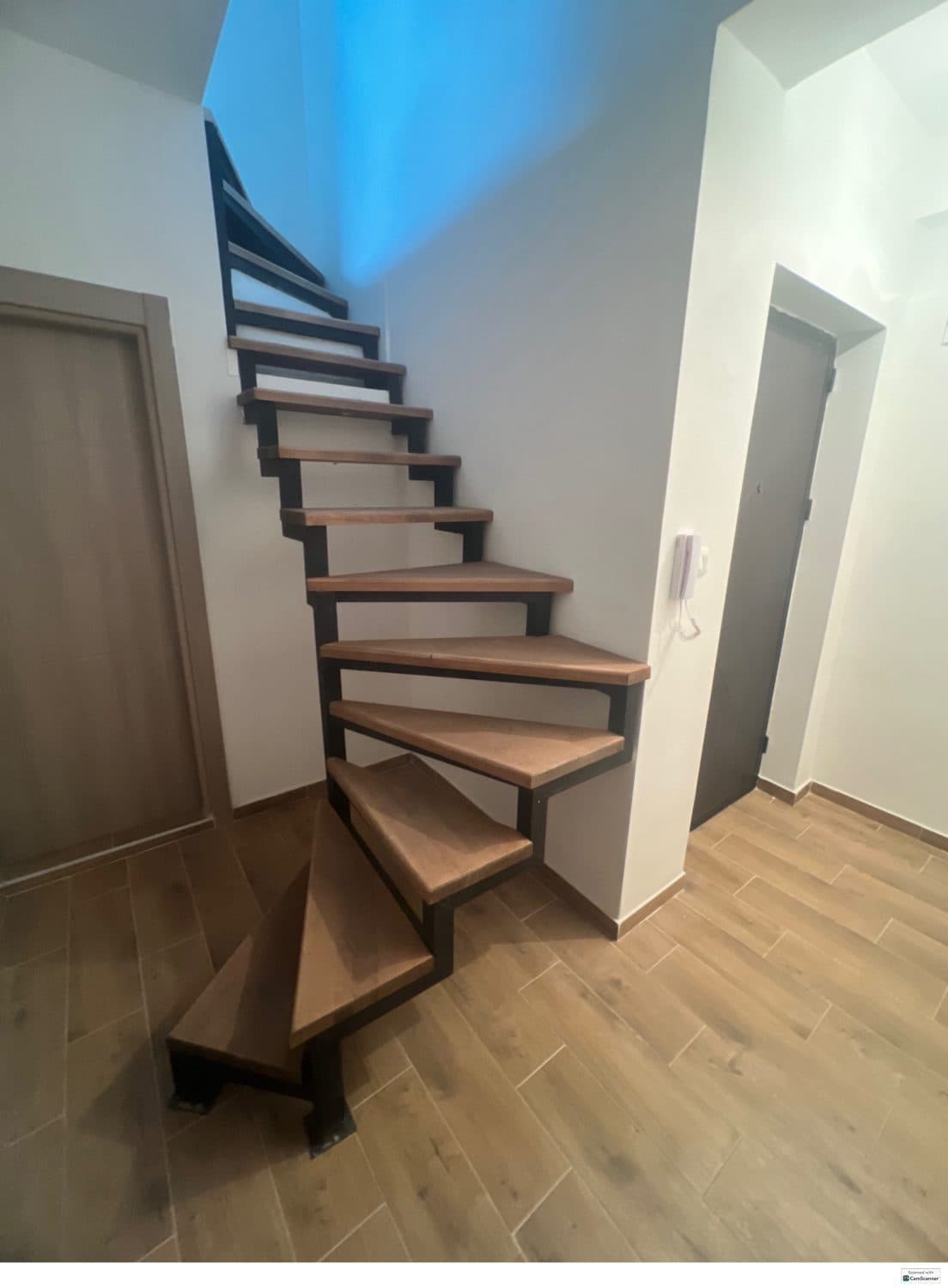 Apartment 106m2 in Avtokomanda - For Rent - Gazi Baba - Image 3