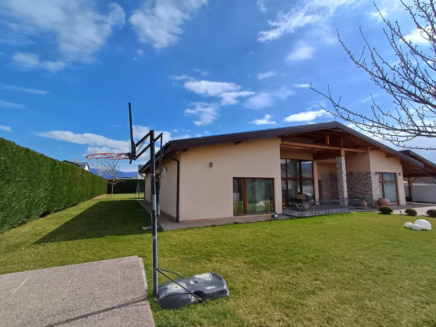 House 267m2 with spacious yard in Bardovci - For Rent - Bardovci - Image 17