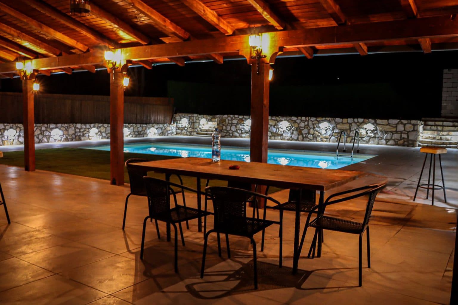 Villa 200m2 in Chucher-Sandevo - For Rent - Cucer - Sandevo - Image 8