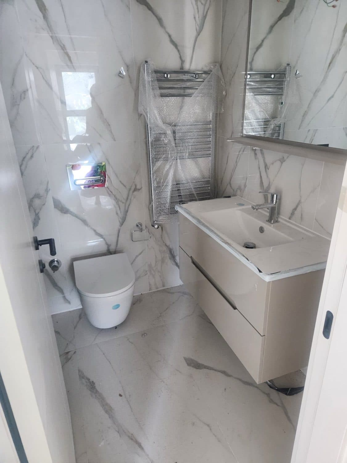 Stylish 72m2 Apartment in Limak Diamond complex - For Rent - Centar - Image 9