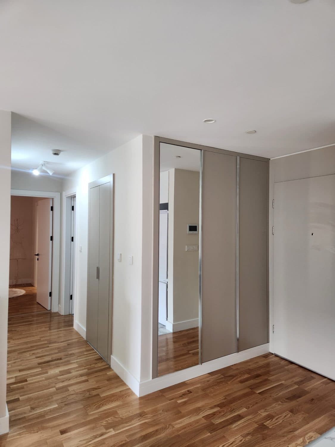 Stylish 72m2 Apartment in Limak Diamond complex - For Rent - Centar - Image 6