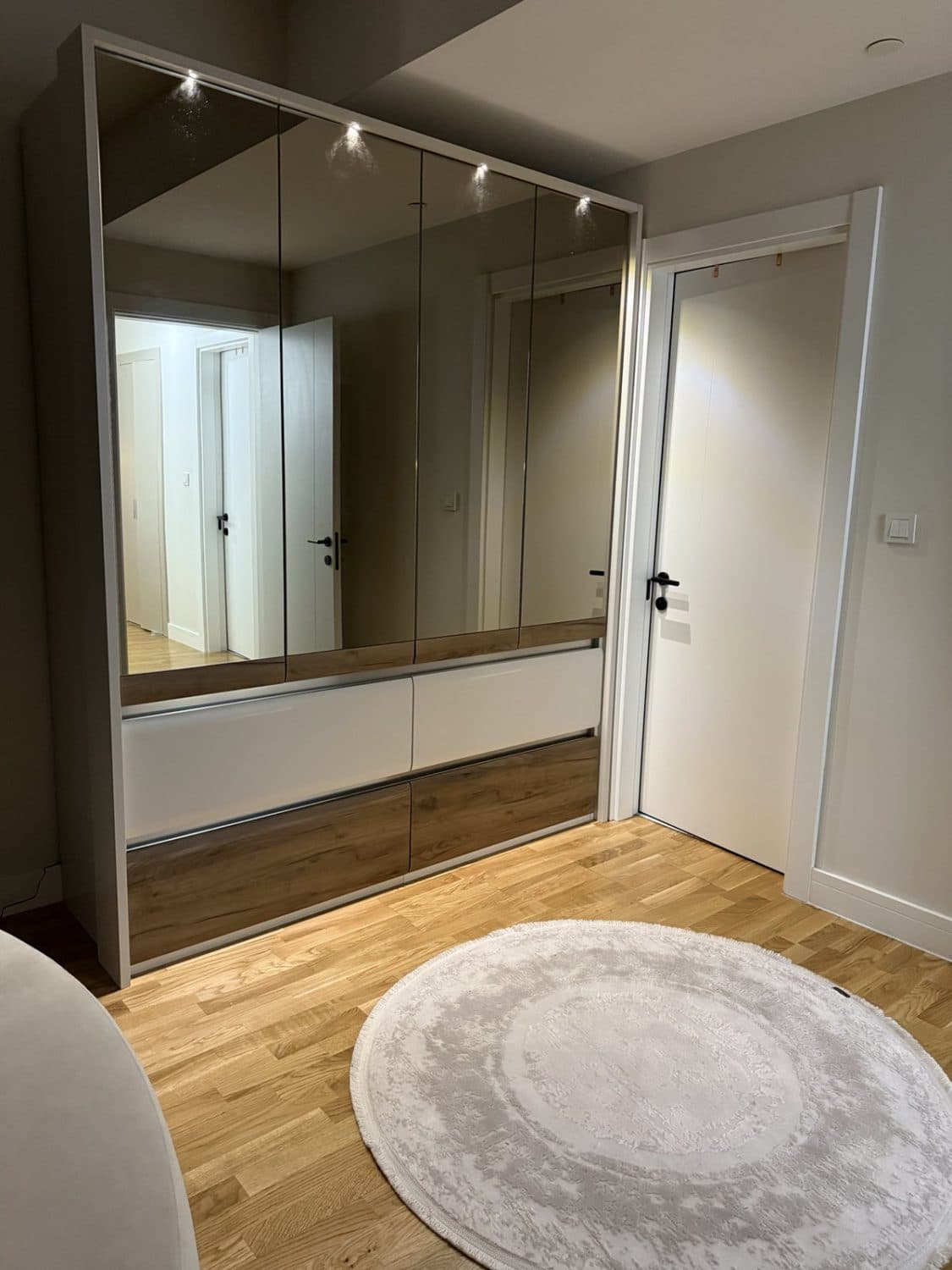 Stylish 72m2 Apartment in Limak Diamond complex - For Rent - Centar - Image 8