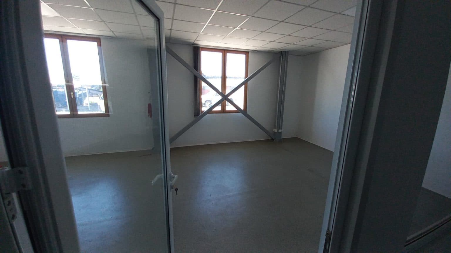 Warehouse space 990m2 - 3