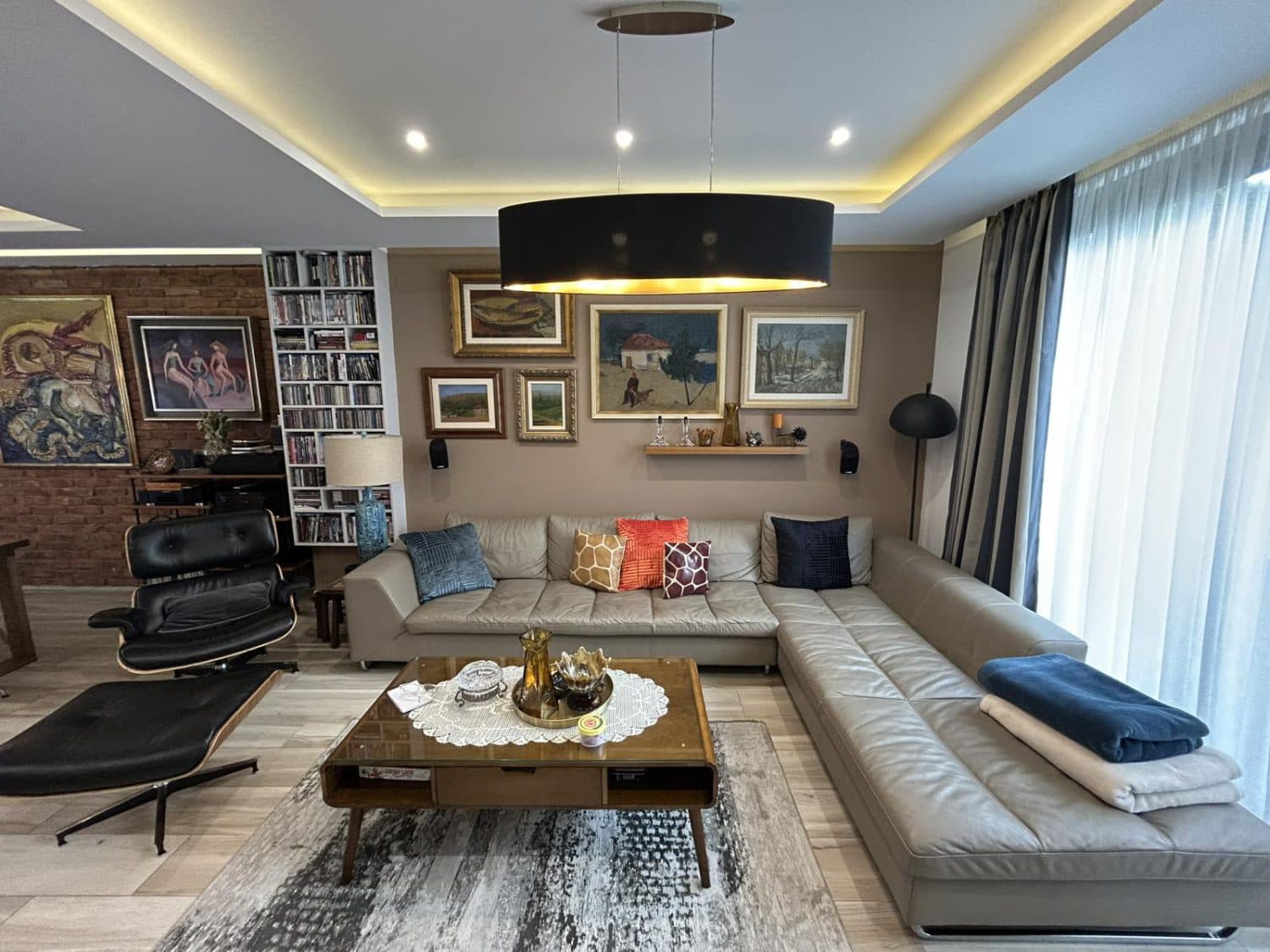 Modern house 429m2 in Taftalidze - For Rent - Karposh - Image 9