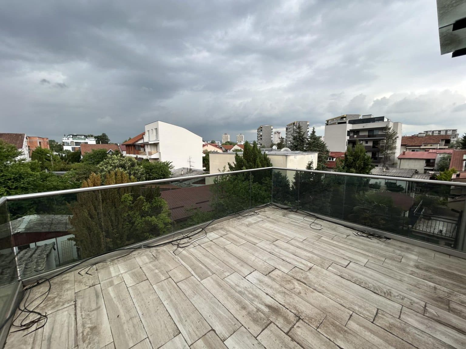 Modern house 429m2 in Taftalidze - For Rent - Karposh - Image 25