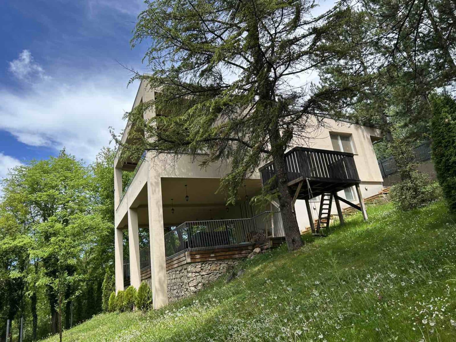 House 200m2 in Brodec - For Rent - Cucer - Sandevo