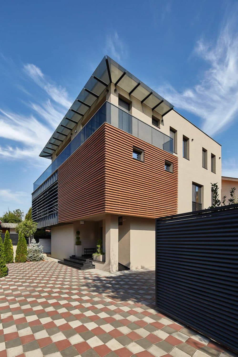 Modern house 429m2 in Taftalidze - For Rent - Karposh - Image 4