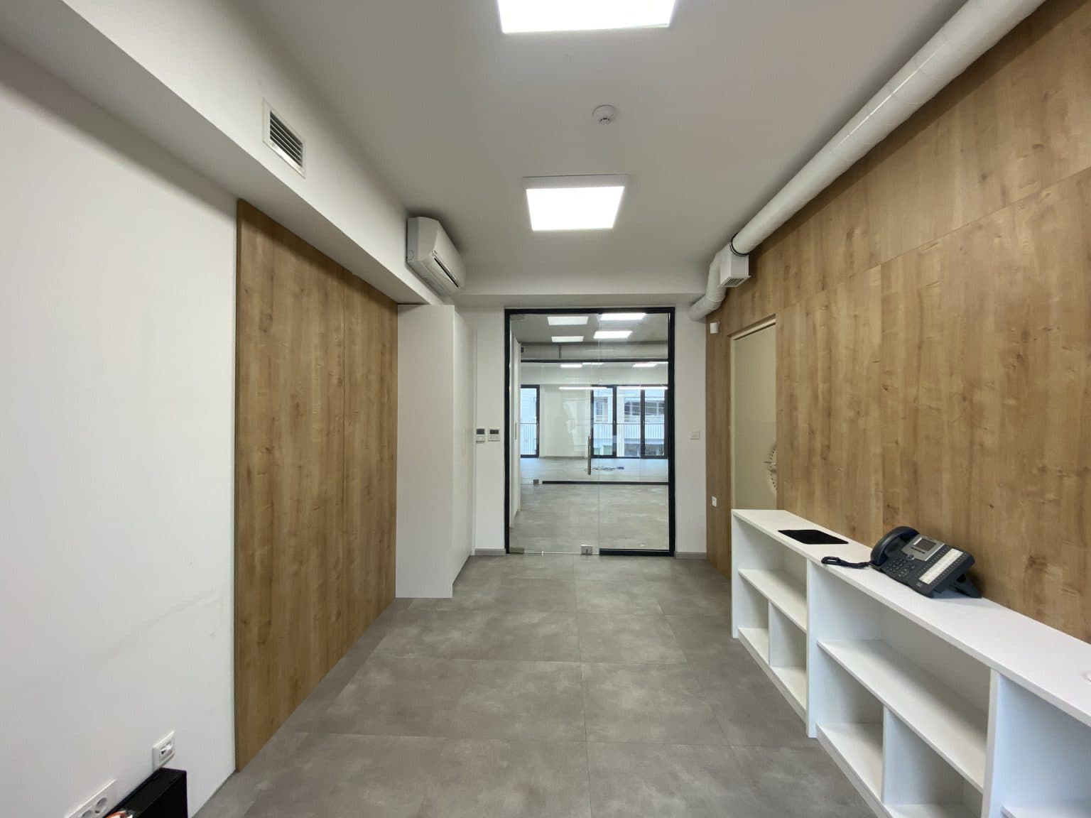 Business Space 560m2 in Center - For Rent - Centar - Image 15