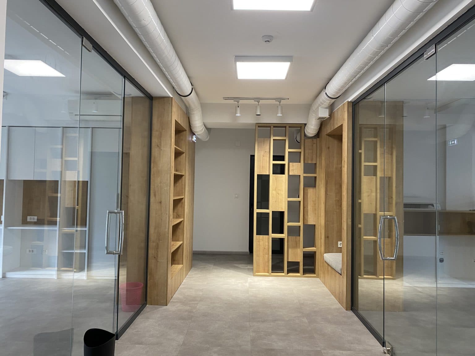 Business Space 560m2 in Center - For Rent - Centar - Image 18
