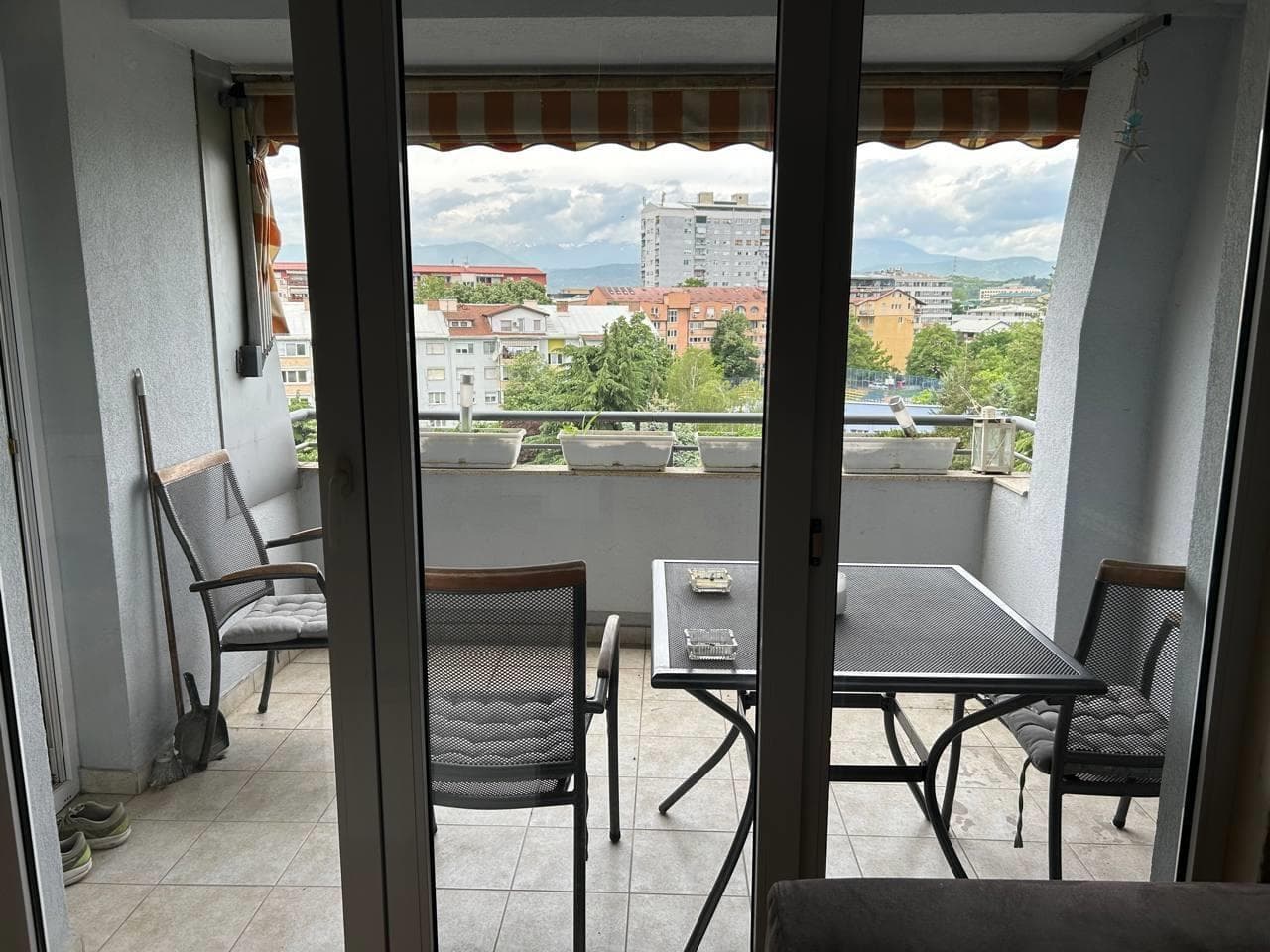 Стан 106м2 во Карпош - За Изнајмување - Карпош - Слика 5