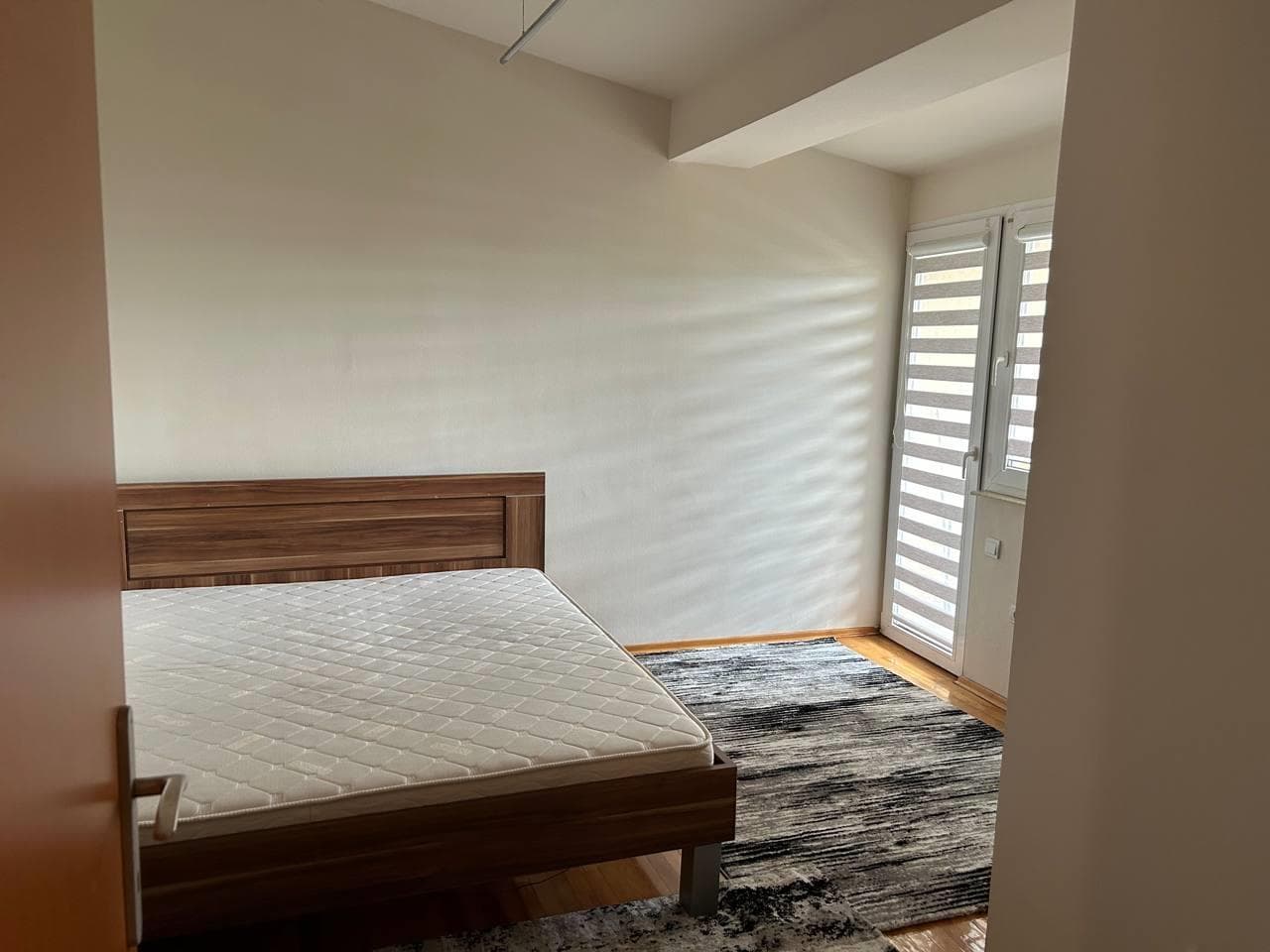 Стан 106м2 во Карпош - За Изнајмување - Карпош - Слика 9