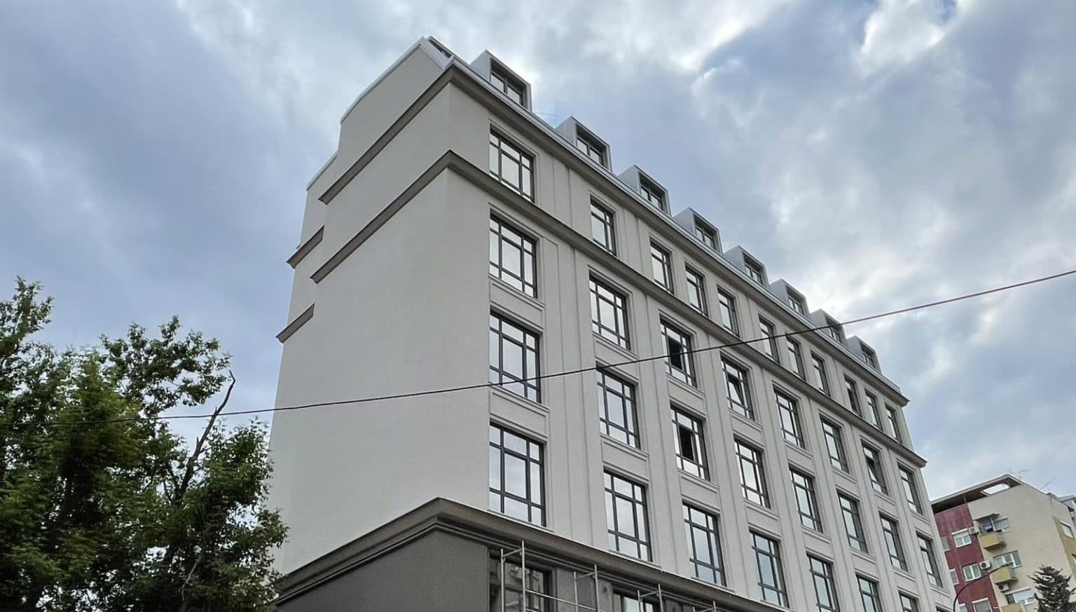 New premium office building in Center - For Rent - Centar - Image 4