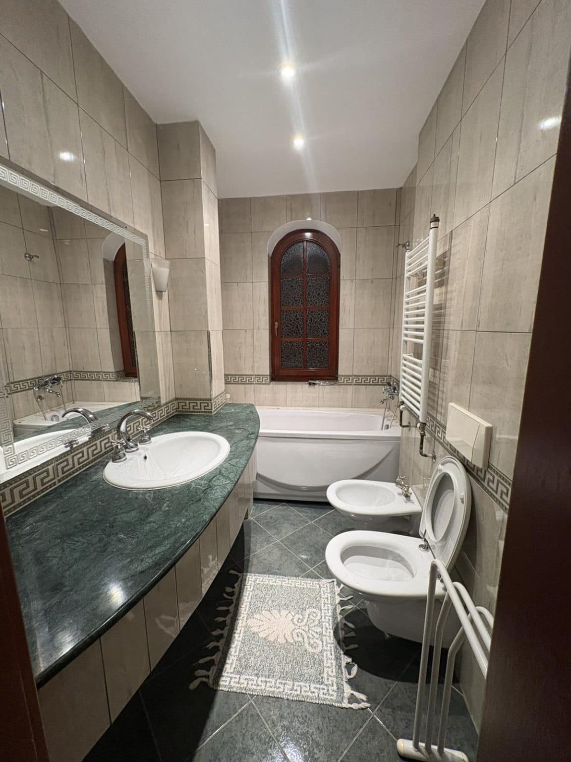 Elegant apartment in private complex in Zlokukjani - For Rent - Zlokukjani - Image 9