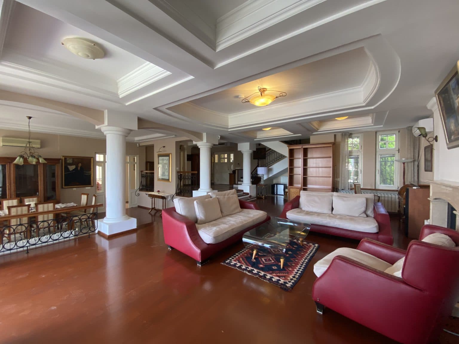 Beautiful house with spacious yard with swimming pool - For Rent - Kisela Voda - Image 6