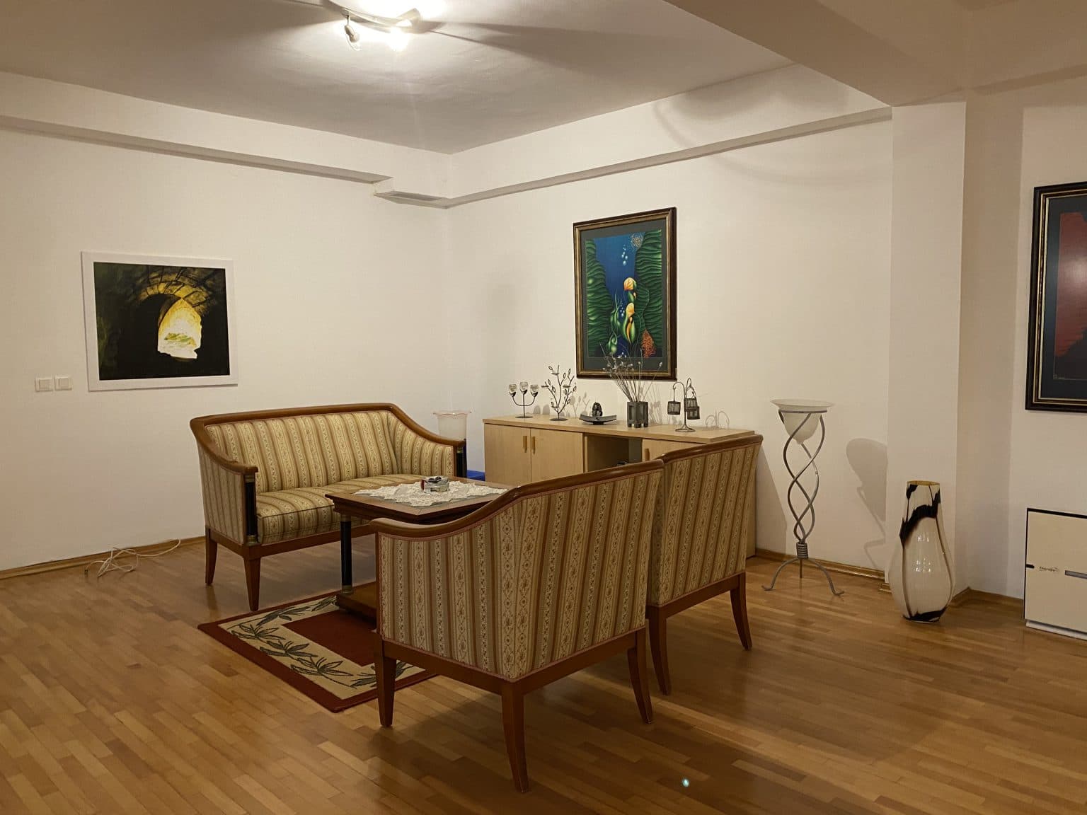 Beautiful house with spacious yard with swimming pool - For Rent - Kisela Voda - Image 10