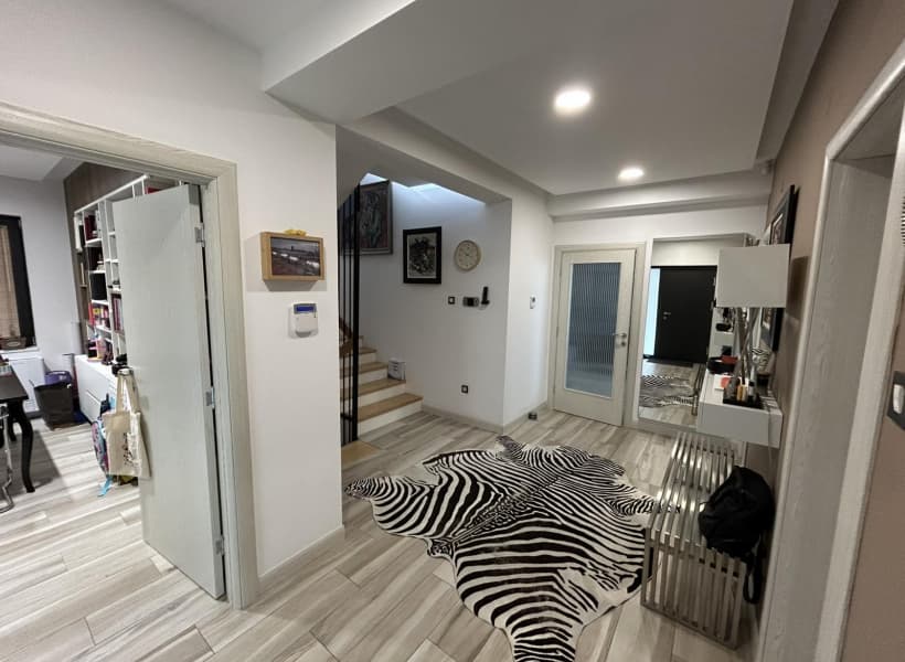 Modern house 429m2 in Taftalidze - For Sale - Karposh - Image 5