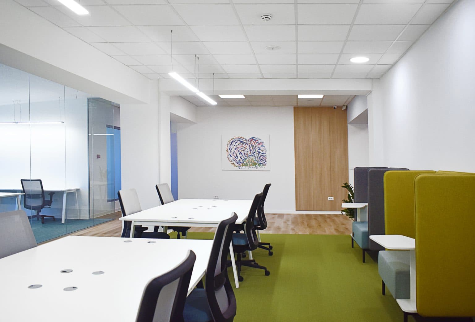 Joy деловен простор во Manhattan Business Centar - За Изнајмување - Центар - Слика 4