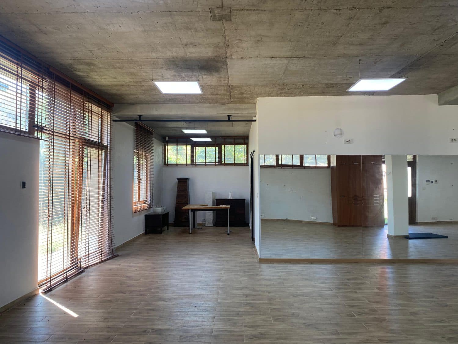 Деловен простор 160м2 во Кисела Вода - За Изнајмување - Кисела Вода - Слика 1