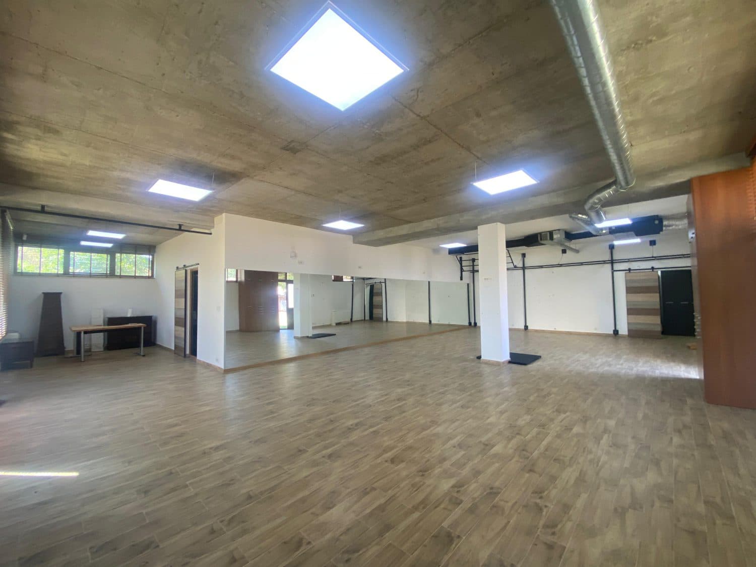 Деловен простор 160м2 во Кисела Вода - За Изнајмување - Кисела Вода - Слика 3